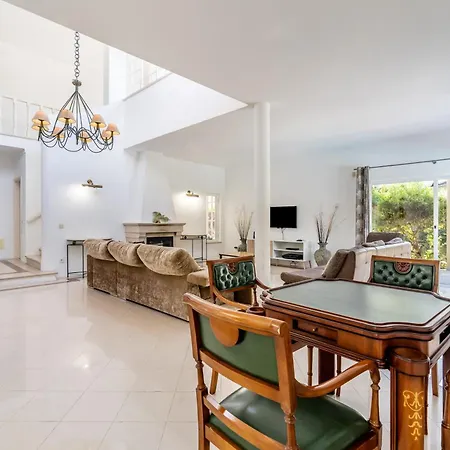 Out Golf - Algarve - 7 & Pool Villa Vilamoura